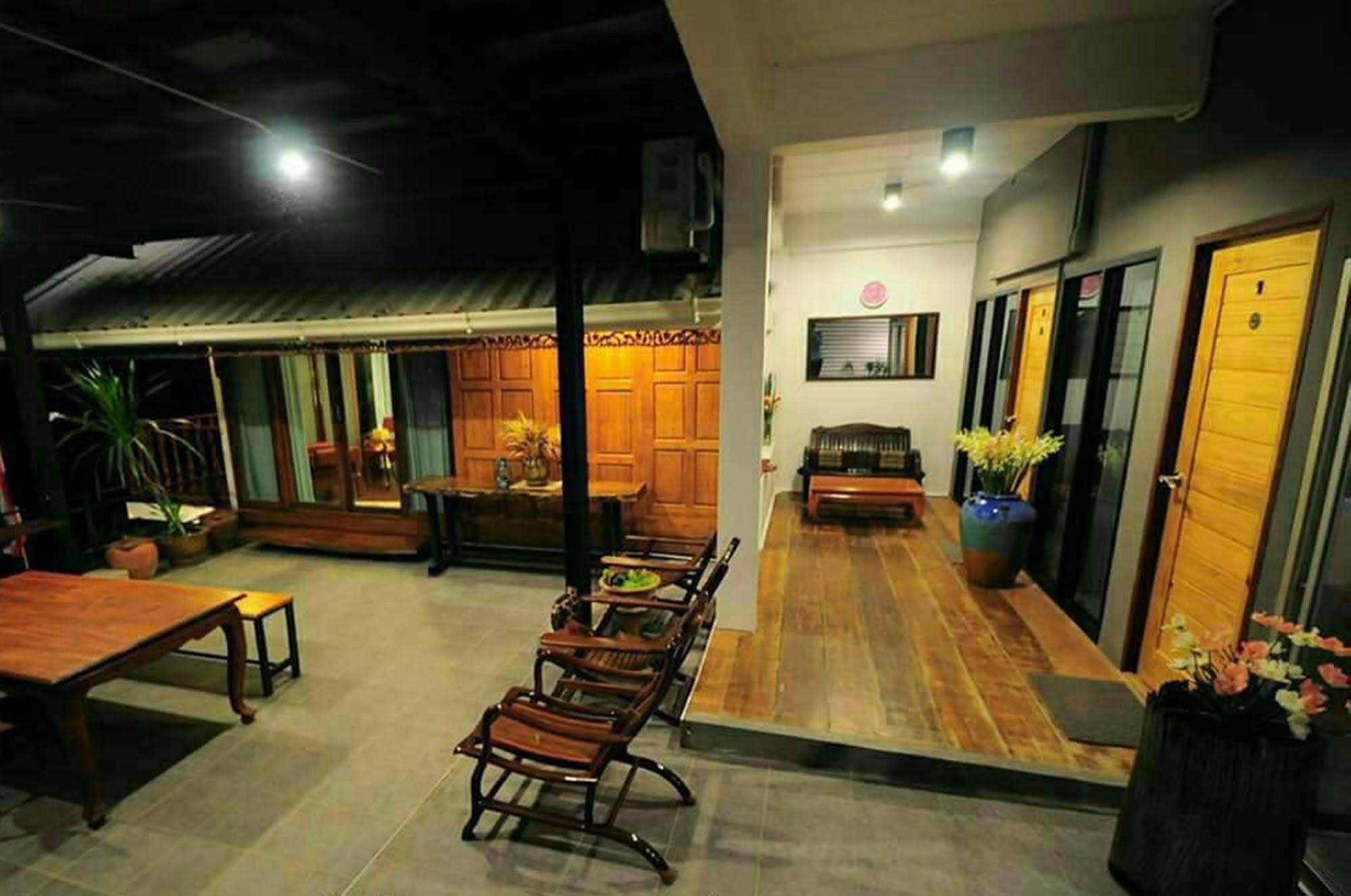 Baan Keang Chon Ayutthaya บ้านเคียงชล อยุธยา المظهر الخارجي الصورة